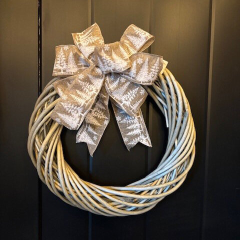 Medium Natural Woven Wreath 15in Dia. Bow Product Image