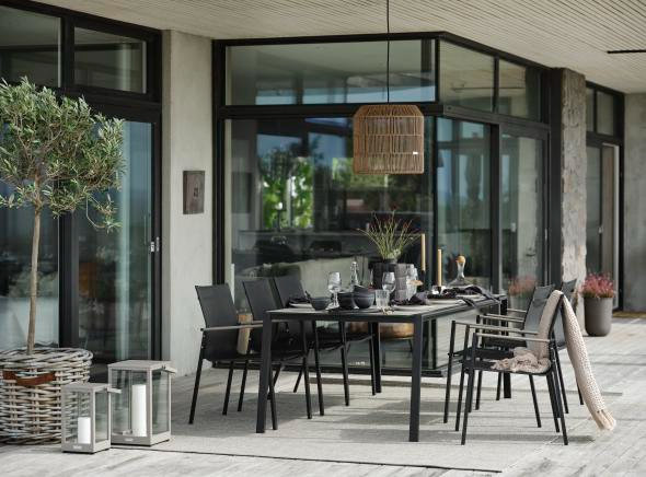 Creating an Al fresco Dining Experience