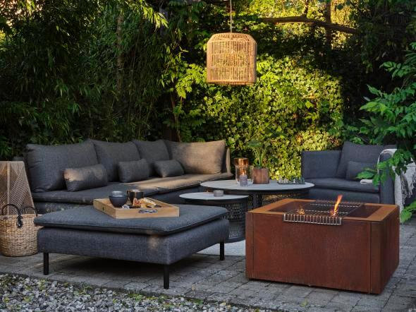 How To Protect Patio Furniture In The Fall And Winter - Forbes Vetted